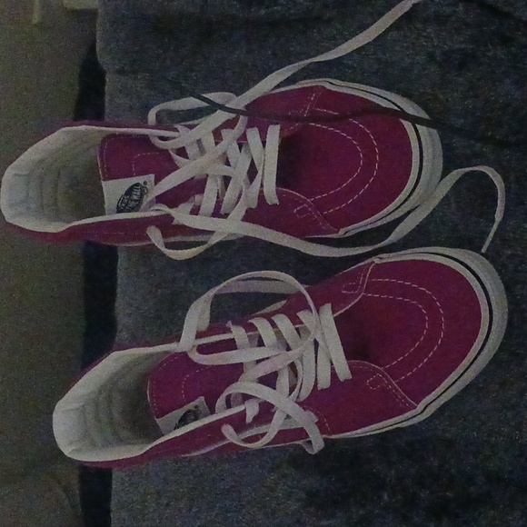 Vans - Picture 2 of 3